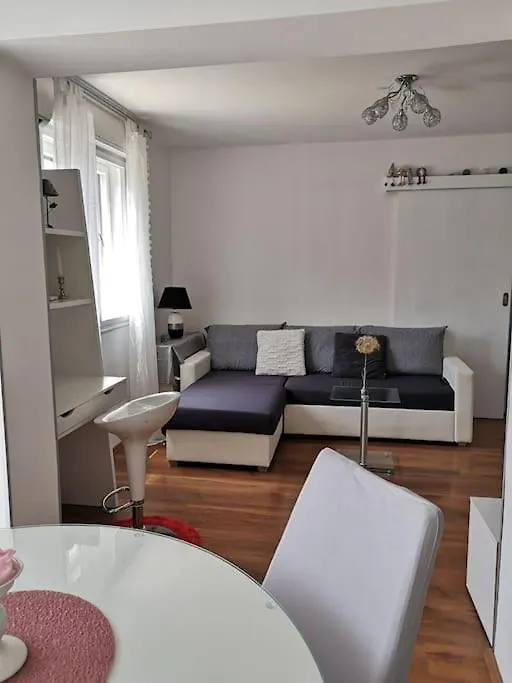 Leda Apartment Pula