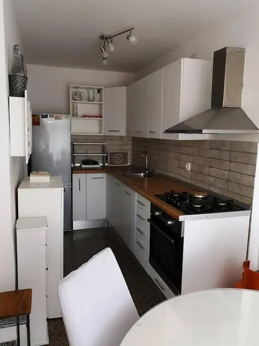 Leda Apartment Pula